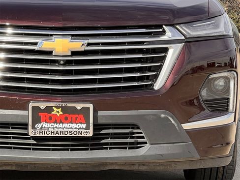Used 2023 Chevrolet Traverse Premier image 10
