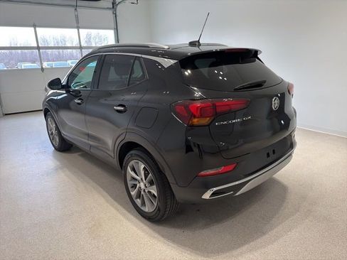 Used 2023 Buick Encore GX Essence w/ Experience Buick Package FWD image 4