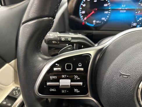 Certified 2022 Mercedes-Benz GLA 250 Black image 18