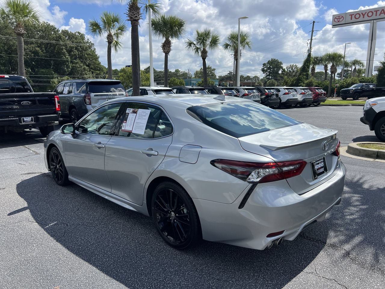 Used 2024 Toyota Camry XSE FWD image 8