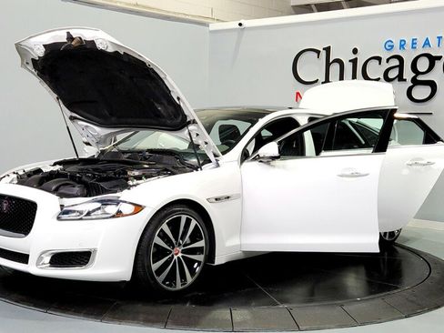 Used 2019 Jaguar XJ AWD image 11