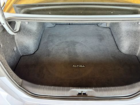 Used 2025 Nissan Altima 2.5 SR FWD image 20