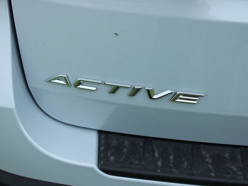 New 2026 Ford Explorer Active w/ Active Comfort Package AWD/4WD image 9