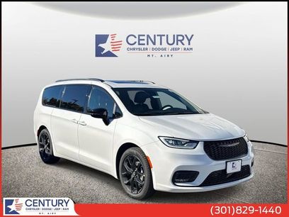 New 2026 Chrysler Pacifica Limited