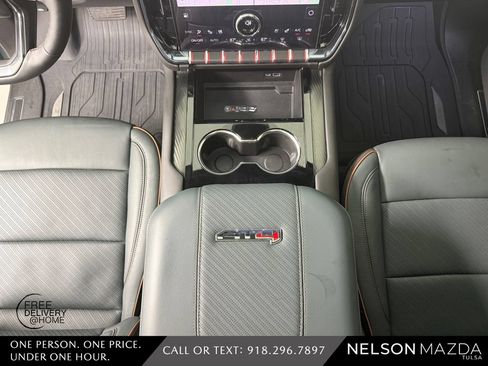Used 2025 GMC Yukon AT4 w/ AT4 Premium Plus Package AWD/4WD image 33
