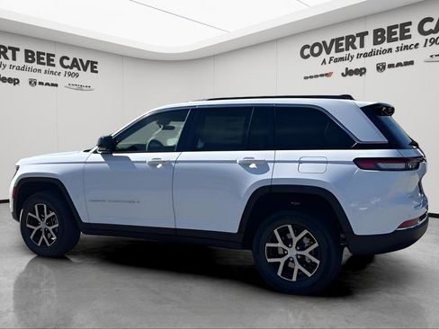 New 2025 Jeep Grand Cherokee Limited image 6