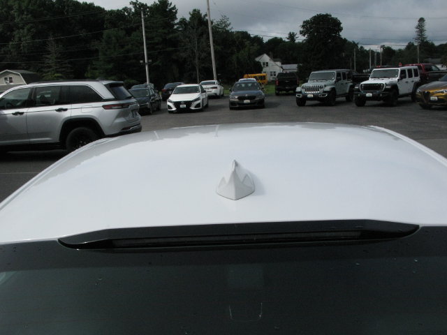 Used 2024 Chevrolet Malibu LT FWD image 6