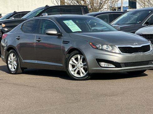 Used 2013 Kia Optima EX w/ Premium Pkg image 2
