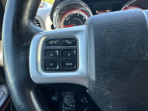 Used 2019 Dodge Grand Caravan GT FWD image 23