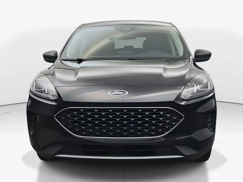 Used 2022 Ford Escape SE image 3