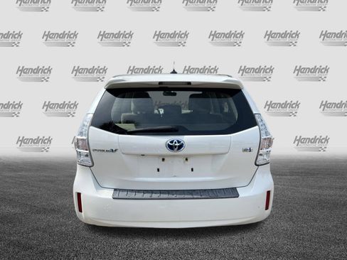 Used 2012 Toyota Prius V Three image 9