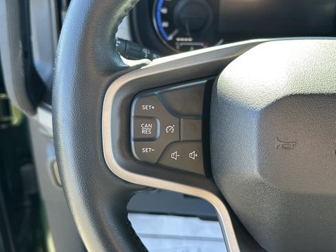 Used 2024 Ford Bronco Black Diamond image 16