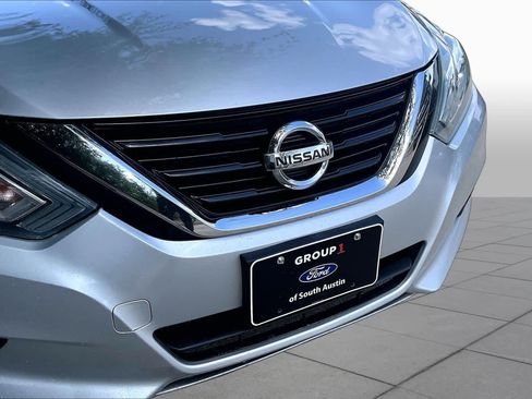 Used 2018 Nissan Altima 2.5 S w/ S Convenience Package FWD image 30