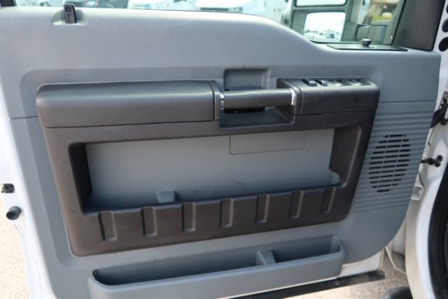 Used 2016 Ford F350 XL w/ Power Equipment Group RWD image 5