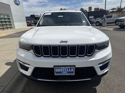 Used 2024 Jeep Grand Cherokee Limited 4xe AWD/4WD image 10