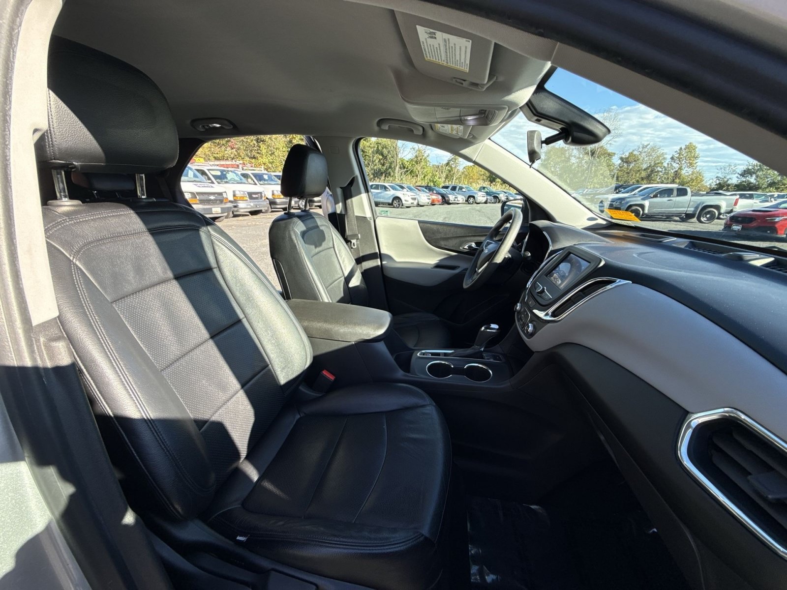 Used 2020 Chevrolet Equinox LS w/ LS Convenience Package AWD/4WD image 27