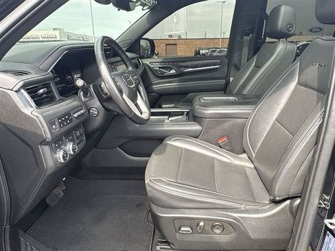 Used 2022 GMC Yukon Denali w/ Denali Premium Package image 20