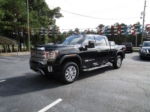 Used 2020 GMC Sierra 2500 Denali w/ Denali Ultimate Package AWD/4WD image 2