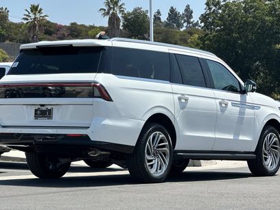 New 2027 Lincoln Navigator L Premier