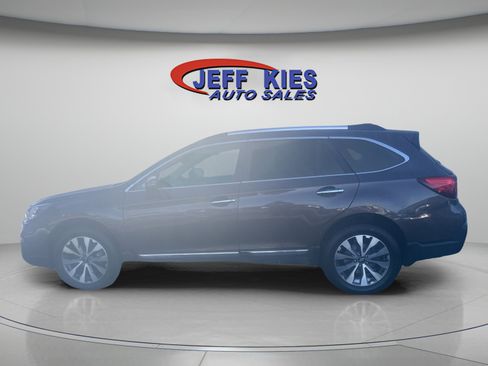 Used 2019 Subaru Outback 2.5i Touring image 7