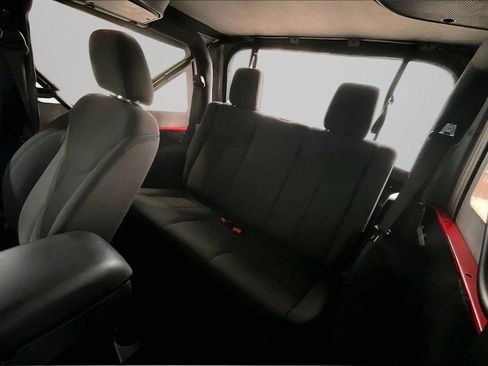 Used 2017 Jeep Wrangler Sport AWD/4WD image 19