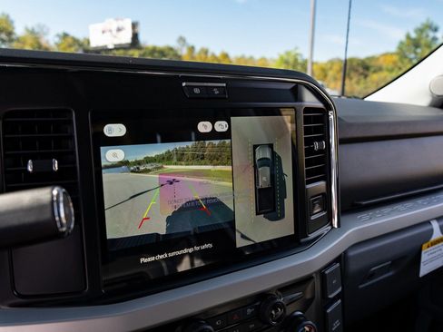 New 2026 Ford F250 XLT w/ XLT Premium Package image 24