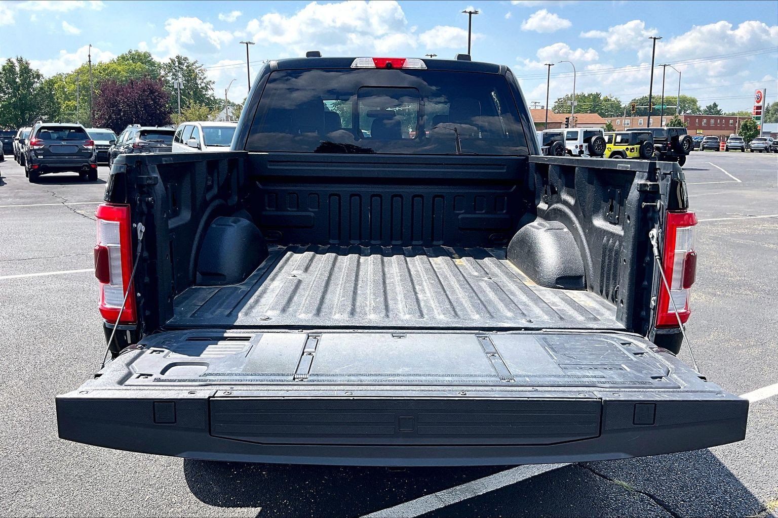 Used 2023 Ford F150 Platinum w/ Equipment Group 701A High AWD/4WD image 19