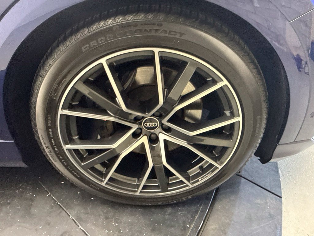 Certified 2022 Audi SQ8 Premium Plus AWD/4WD image 15