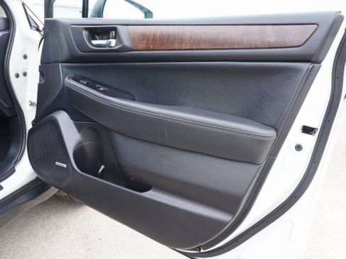 Used 2016 Subaru Outback 2.5i Limited image 25