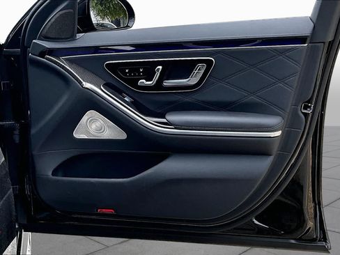 Certified 2025 Mercedes-Benz S 63 AMG S image 22
