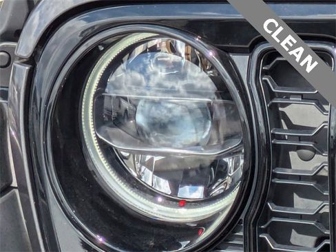 Used 2024 Jeep Gladiator Sport image 10