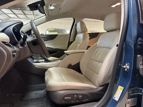 Used 2024 Chevrolet Malibu LT image 27