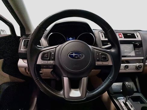 Used 2015 Subaru Legacy 2.5i Limited AWD/4WD image 8
