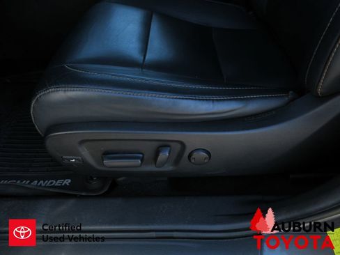 Certified 2018 Toyota Highlander XLE image 15
