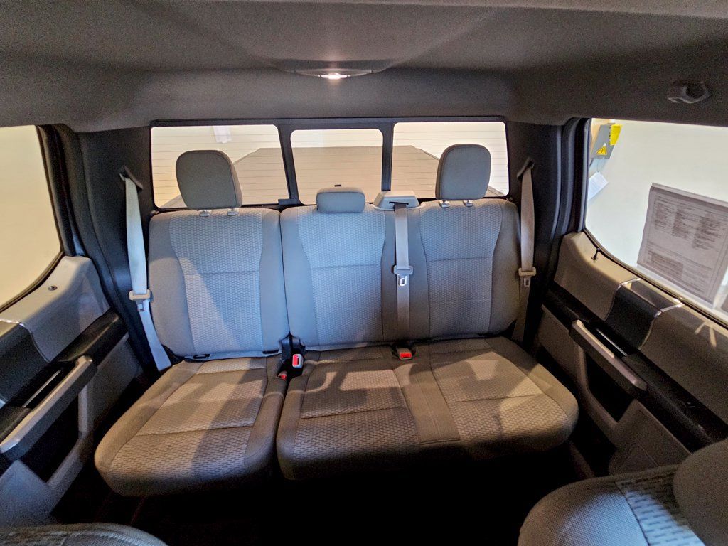 Used 2017 Ford F150 XLT w/ Equipment Group 302A Luxury AWD/4WD image 28