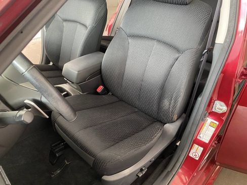 Used 2011 Subaru Legacy 2.5i Premium image 27