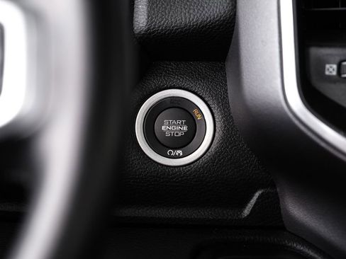 Used 2022 RAM 1500 Big Horn RWD image 29