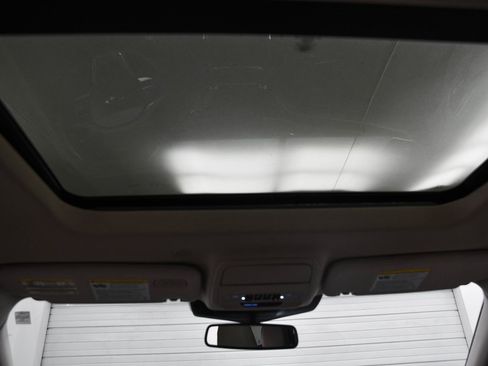 Used 2023 Ford Explorer Platinum w/ Technology Package image 25