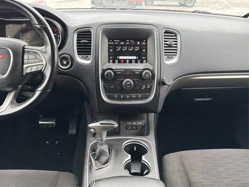 Used 2020 Dodge Durango SXT image 17