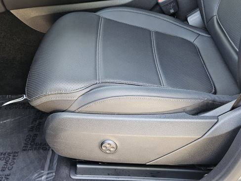 Certified 2026 Mercedes-Benz GLC 300 4MATIC image 14