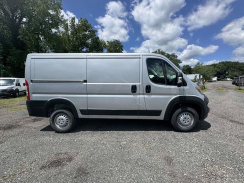 New 2026 RAM ProMaster 2500 w/ Convenience Group FWD image 5