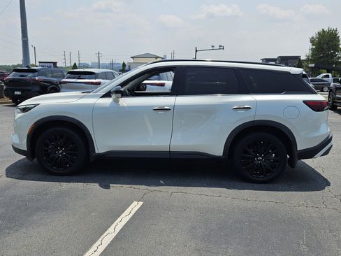 Used 2023 INFINITI QX60 Sensory w/ Vision Package AWD/4WD image 9