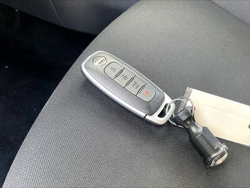 Certified 2025 Nissan Sentra SV image 13