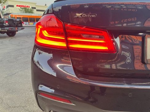 Used 2019 BMW M550i xDrive w/ Premium Package 2 AWD/4WD image 16