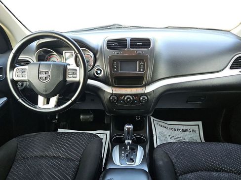 Used 2020 Dodge Journey SE w/ SE Popular Equipment Group image 26