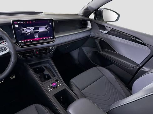 New 2026 Volkswagen Tiguan SE R-Line image 24