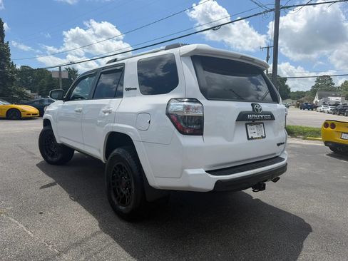 Used 2017 Toyota 4Runner TRD Pro AWD/4WD image 5