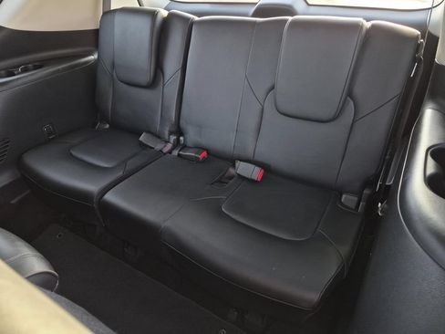 Used 2024 Nissan Armada Platinum w/ Captain's Chairs Package RWD image 16