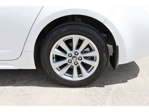 Used 2024 Toyota Corolla XLE FWD image 32