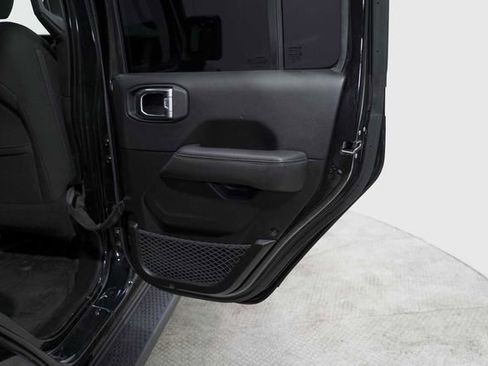 Used 2021 Jeep Wrangler Unlimited Sport AWD/4WD image 15